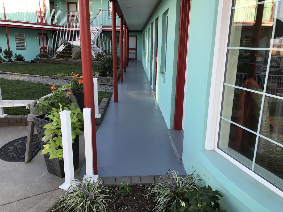 Riverview Inn 科洛尼尔比奇 外观 照片